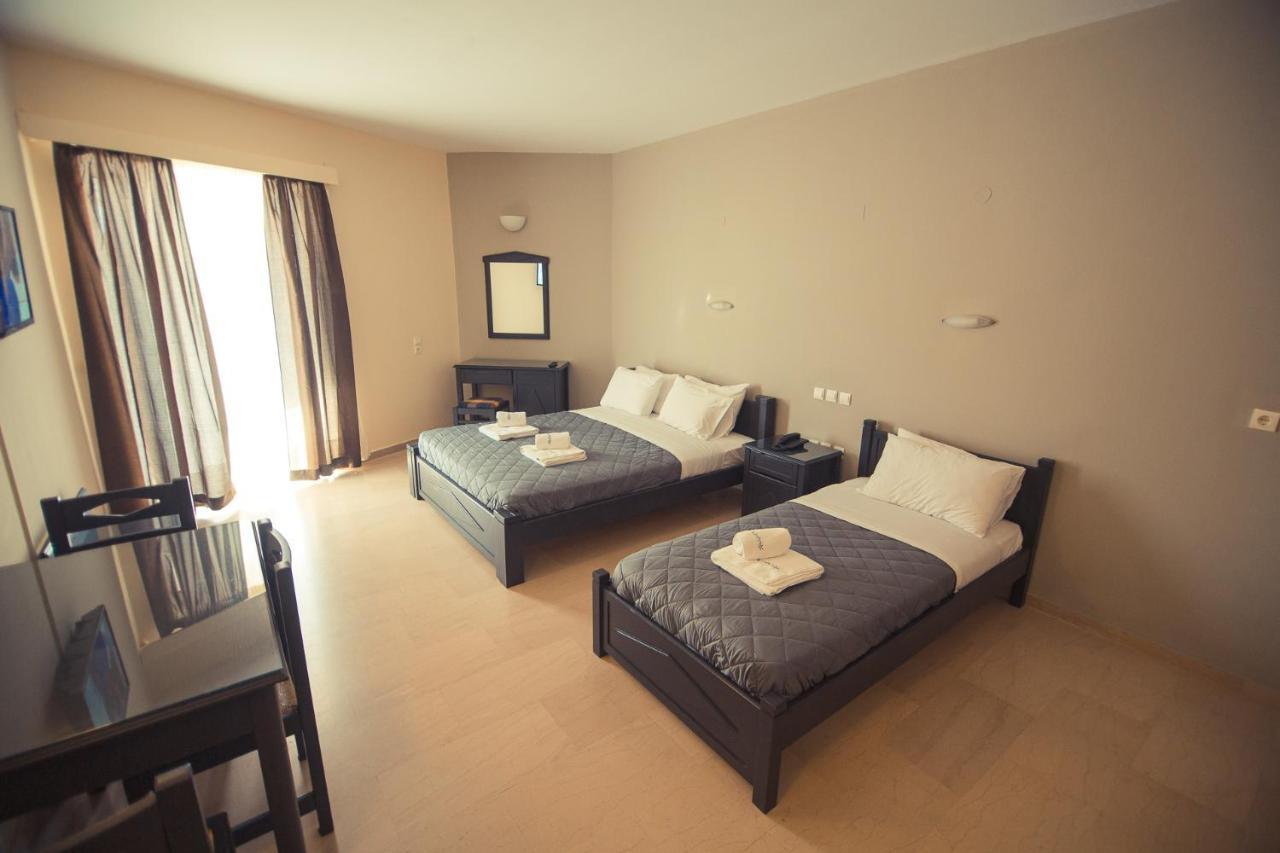 Adonis Hotel Превеза Экстерьер фото