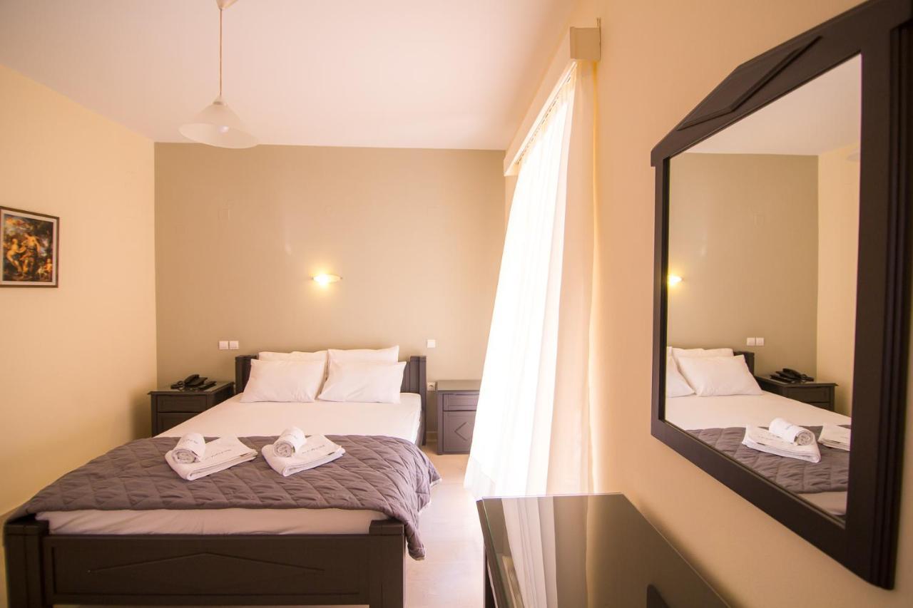 Adonis Hotel Превеза Экстерьер фото